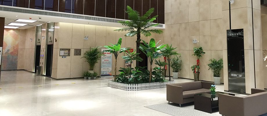 绿都广场办公楼一层大堂
